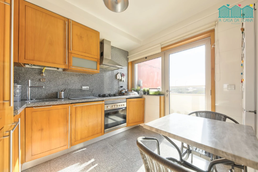 Apartamento T4 para Arrendamento em Ílhavo (São Salvador) Foto 48