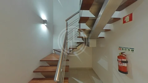 Moradia T3 para Venda em Quarteira