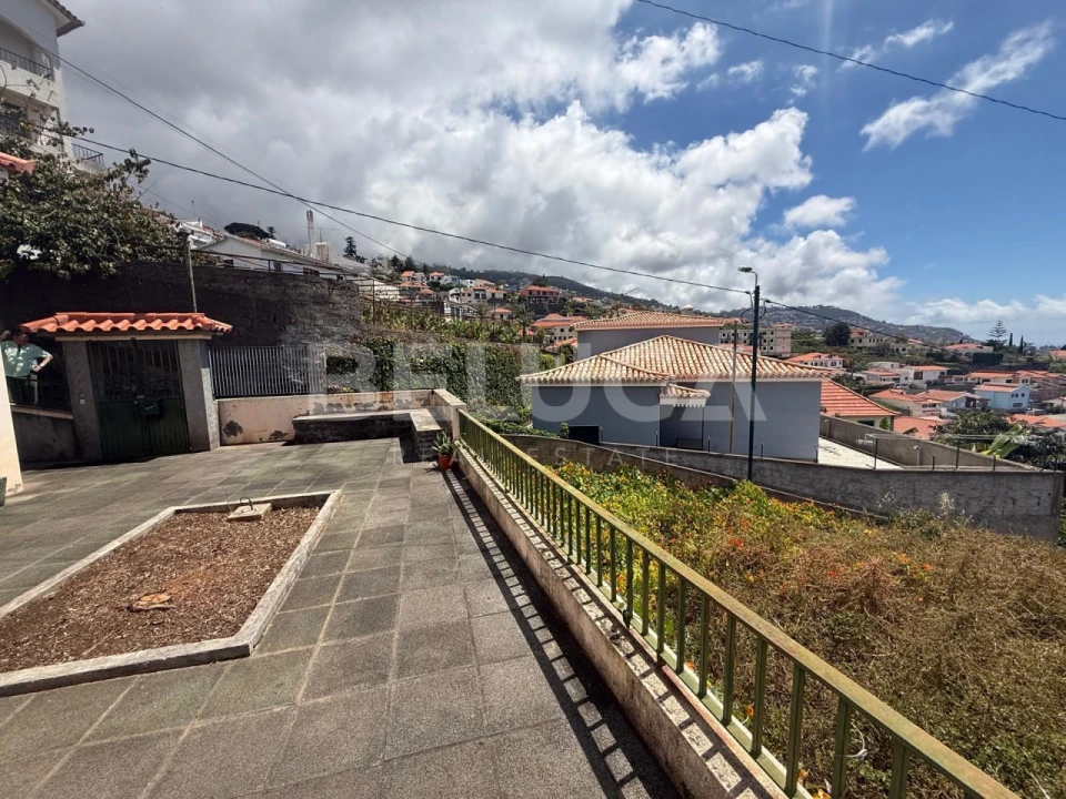 Moradia T3 para Venda em Monte Foto 3