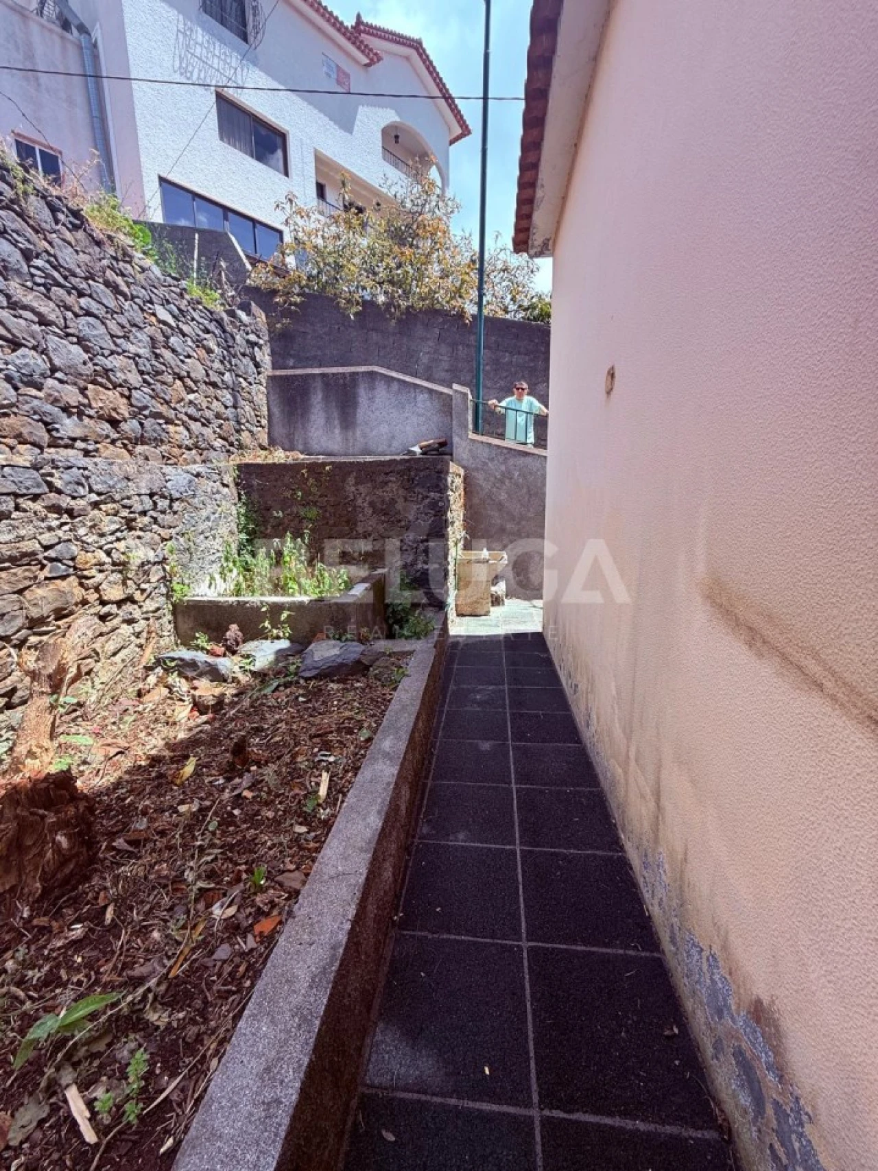 Moradia T3 para Venda em Monte Foto 40
