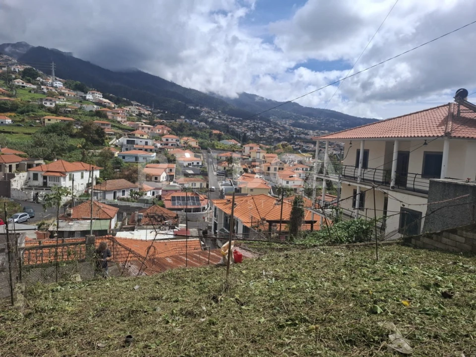 Moradia T3 para Venda em Santo Antonio Foto 15