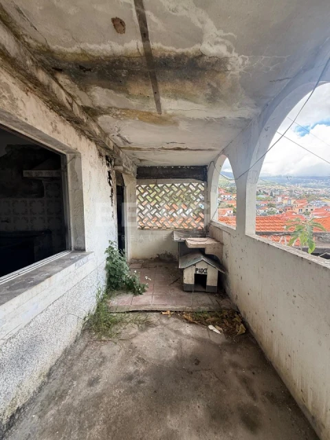 Moradia T3 para Venda em Santo Antonio