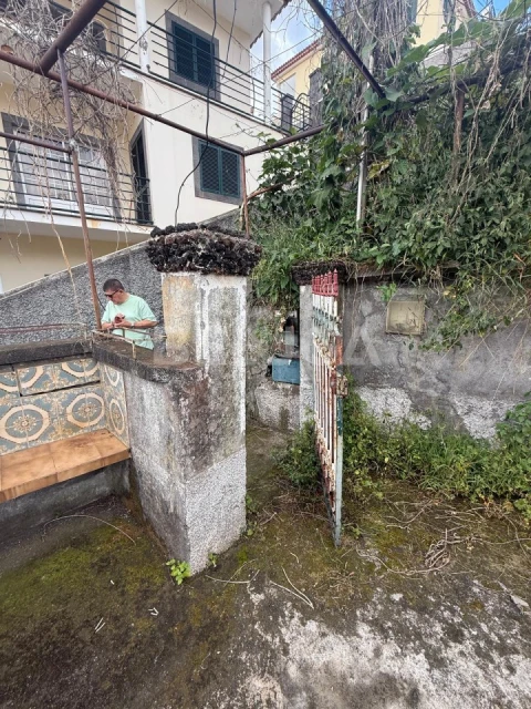 Moradia T3 para Venda em Santo Antonio