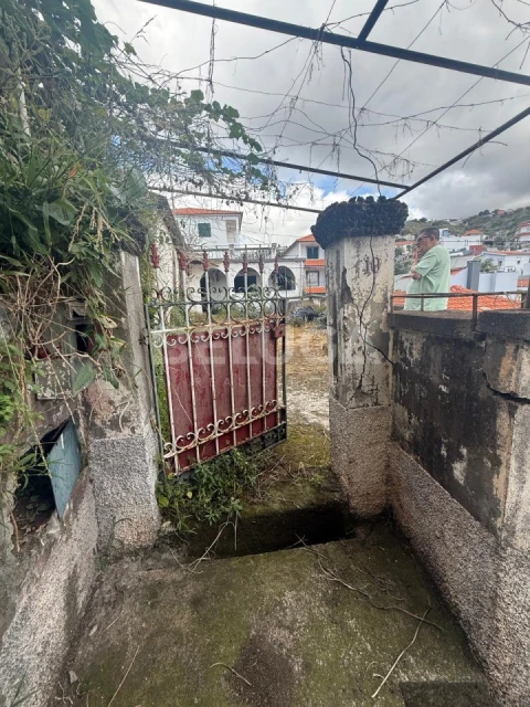 Moradia T3 para Venda em Santo Antonio