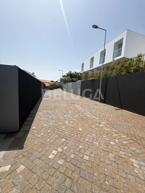 Moradia T3 para Venda em São Martinho