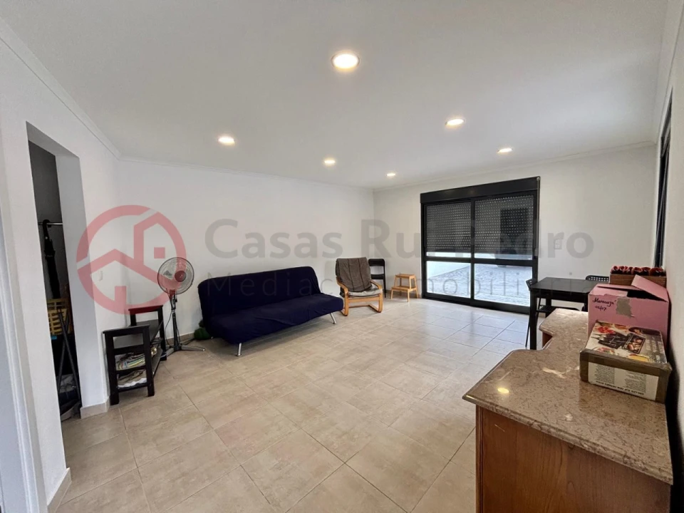 Moradia T3 para Venda em Fernao Ferro Foto 23