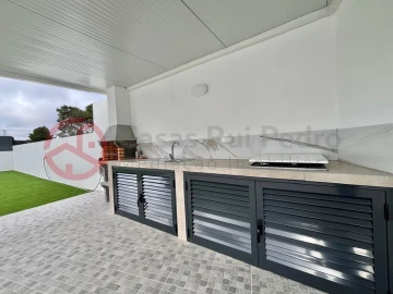 Moradia T3 para Venda em Fernao Ferro