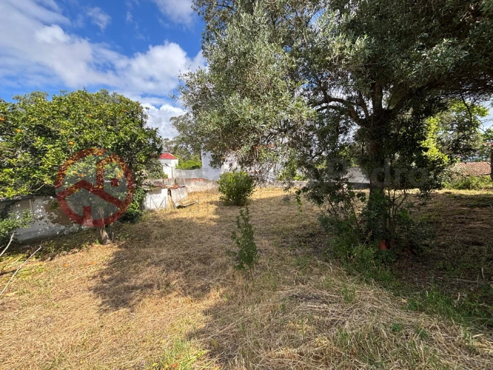 Terreno para Venda em Charneca de Caparica e Sobreda Foto 19