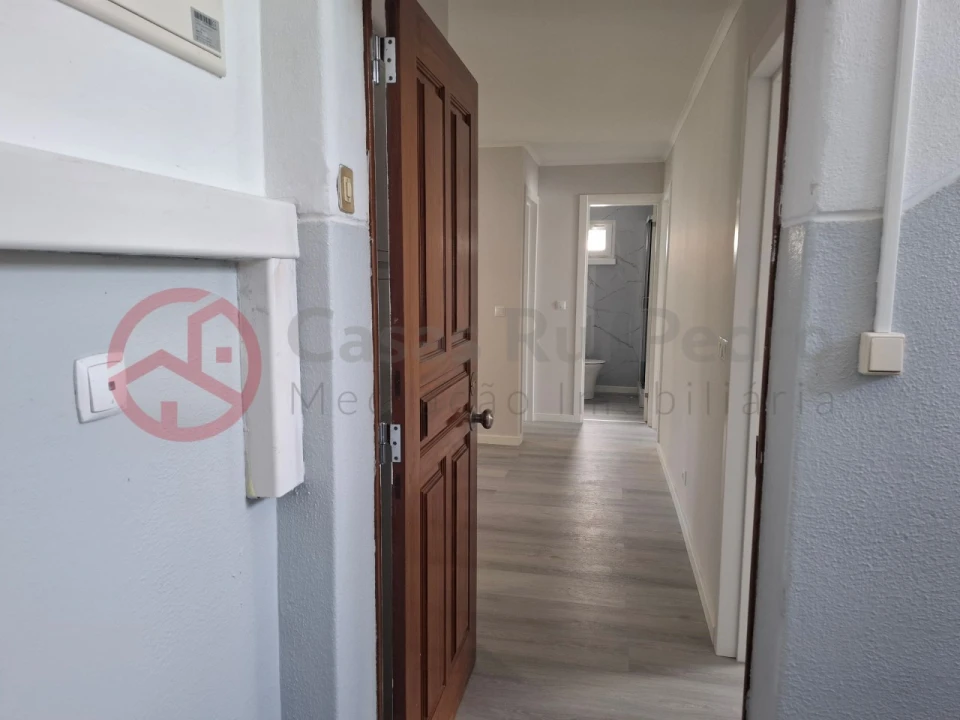 Apartamento T3 para Venda em Laranjeiro e Feijó Foto 20