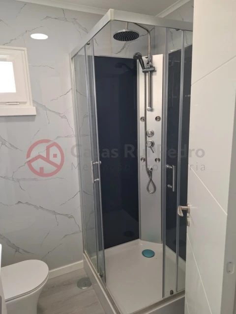 Apartamento T3 para Venda em Laranjeiro e Feijó