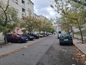 Apartamento T3 para Venda em Laranjeiro e Feijó