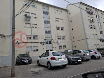 Apartamento T3 para Venda em Laranjeiro e Feijó