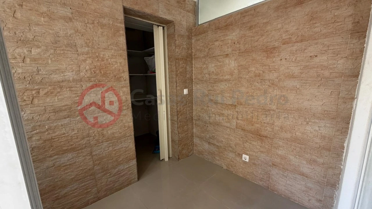 Apartamento T2 para Venda em Almada, Cova da Piedade, Pragal e Cacilhas Foto 10
