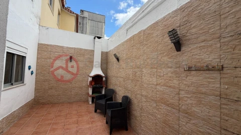 Apartamento T2 para Venda em Almada, Cova da Piedade, Pragal e Cacilhas
