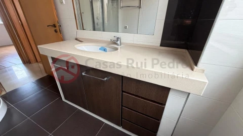 Apartamento T2 para Venda em Almada, Cova da Piedade, Pragal e Cacilhas