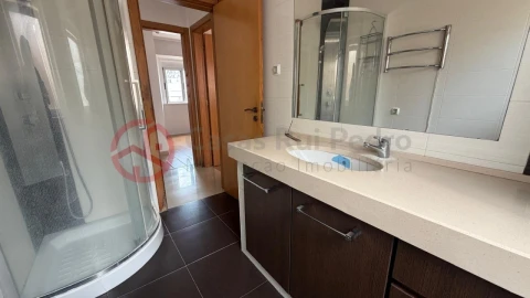Apartamento T2 para Venda em Almada, Cova da Piedade, Pragal e Cacilhas