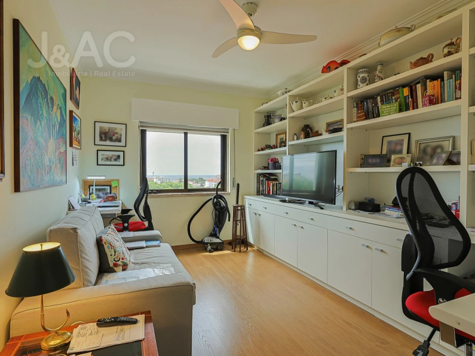 Apartamento T3 para Venda em Alcabideche Foto 23