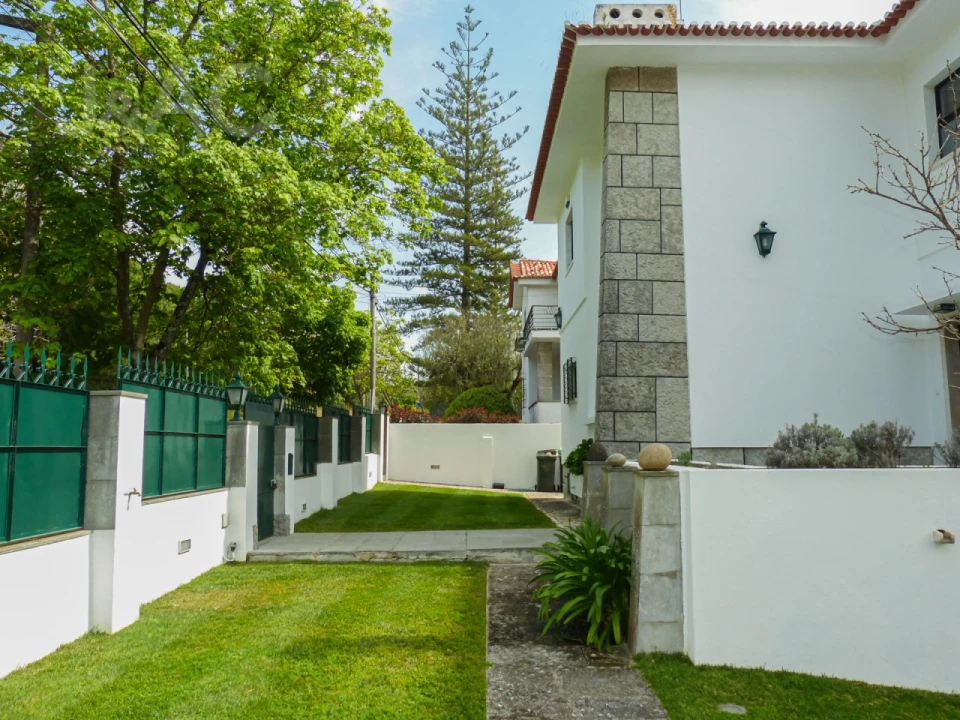 Moradia T6 para Arrendamento em Belém Foto 3