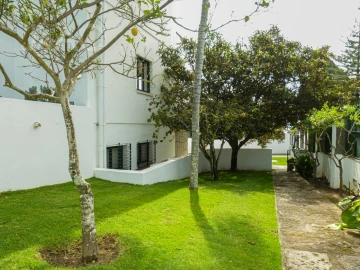 Moradia T6 para Arrendamento em Belém