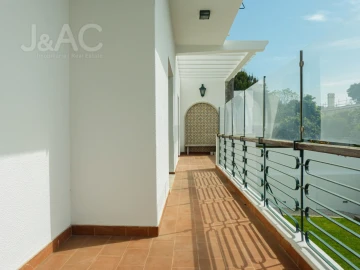 Moradia T6 para Arrendamento em Belém