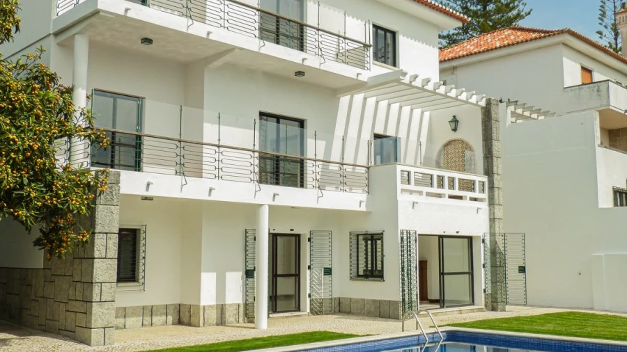 Moradia T6 para Arrendamento em Belém