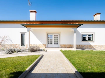 Moradia T2 para Venda em Cadima