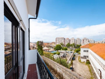 Moradia T1 para Arrendamento em Buarcos