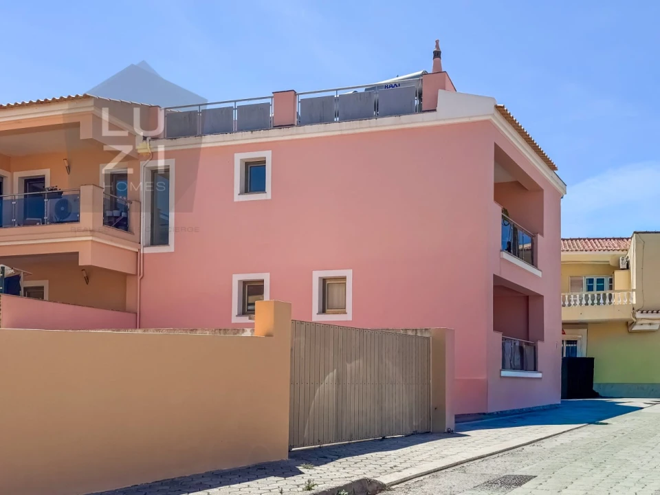 Moradia T3 para Venda em Odiaxere Foto 47