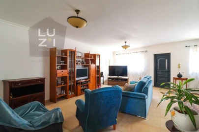 Moradia T3 para Venda em Odiaxere