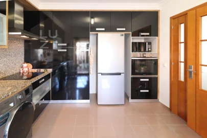 Moradia T3 para Venda em Odiaxere