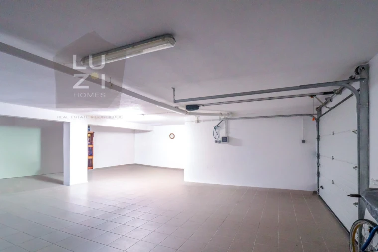 Moradia T3 para Venda em Odiaxere Foto 51