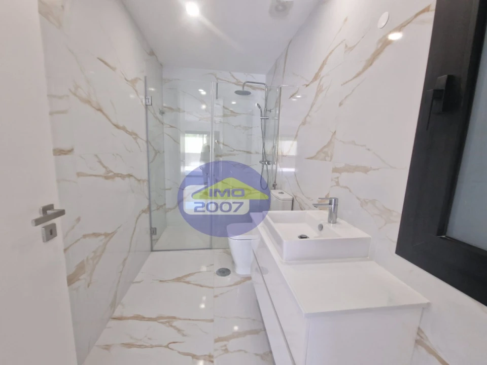 Apartamento T2 para Venda em Santa Maria da Feira, Travanca, Sanfins e Espargo Foto 12