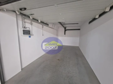 Apartamento T2 para Venda em Santa Maria da Feira, Travanca, Sanfins e Espargo