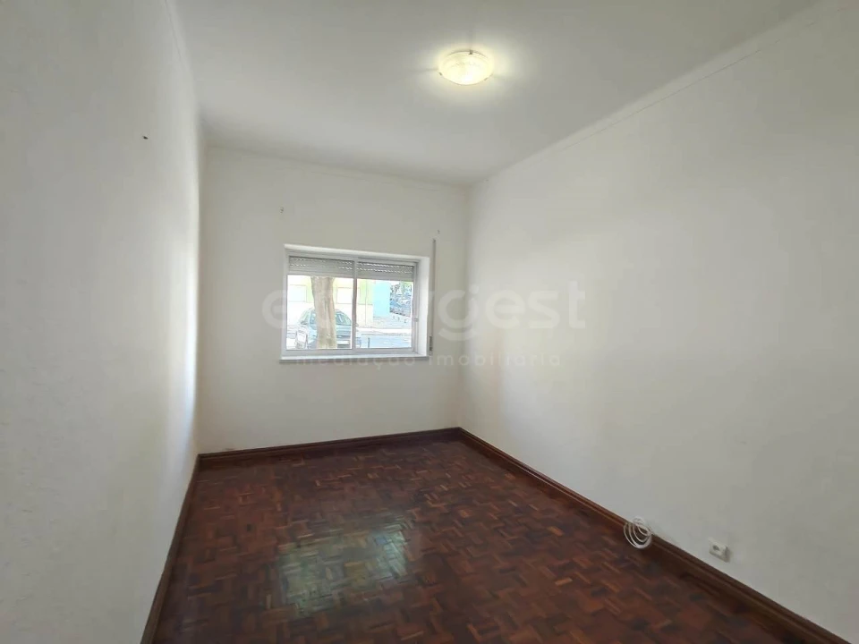 Apartamento T4 para Venda em Amora Foto 13