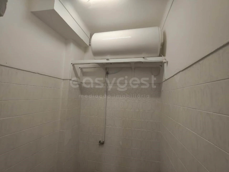 Apartamento T4 para Venda em Amora Foto 17