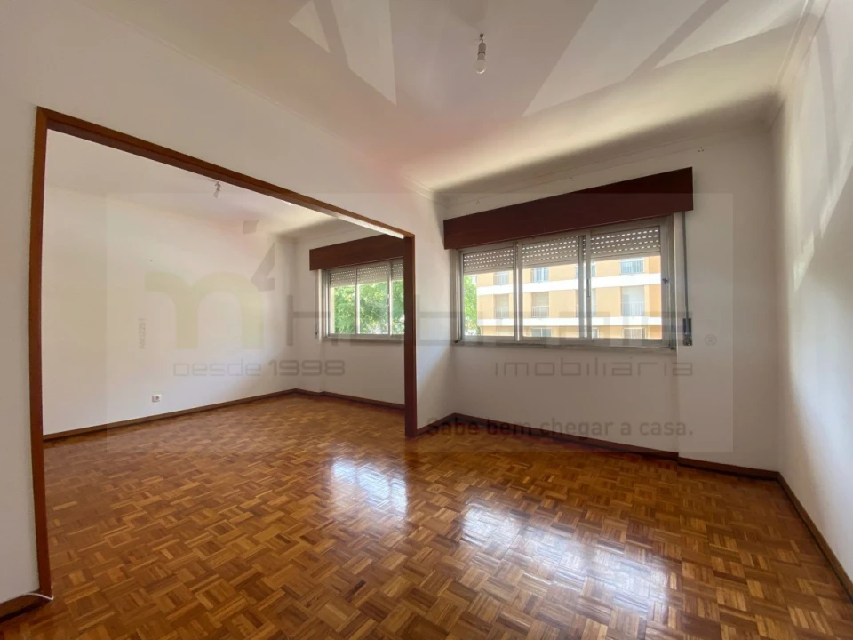 Apartamento T2 para Venda em Oeiras e São Julião da Barra, Paço de Arcos e Caxias Foto 2