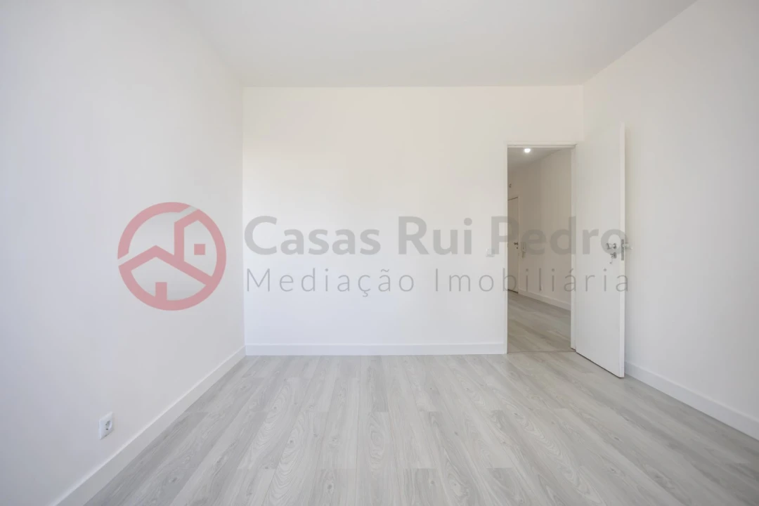 Apartamento T2 para Venda em Azeitão (São Lourenço e São Simão) Foto 15