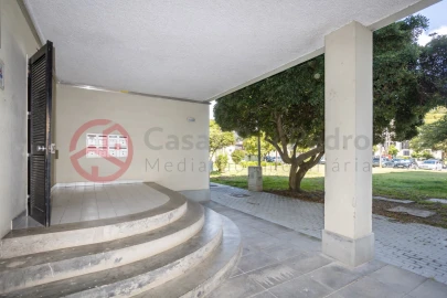 Apartamento T2 para Venda em Azeitão (São Lourenço e São Simão)