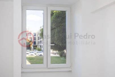 Apartamento T2 para Venda em Azeitão (São Lourenço e São Simão)