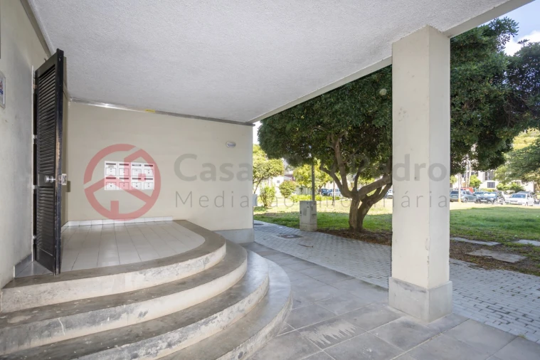 Apartamento T2 para Venda em Azeitão (São Lourenço e São Simão) Foto 3