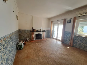 Moradia T6 para Venda em Caparica e Trafaria