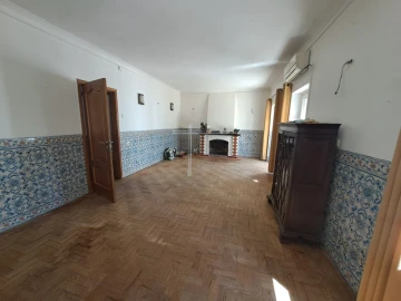 Moradia T6 para Venda em Caparica e Trafaria