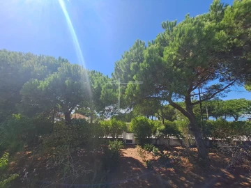 Moradia T6 para Venda em Caparica e Trafaria