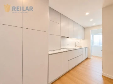 Apartamento T3 para Venda em Olivais