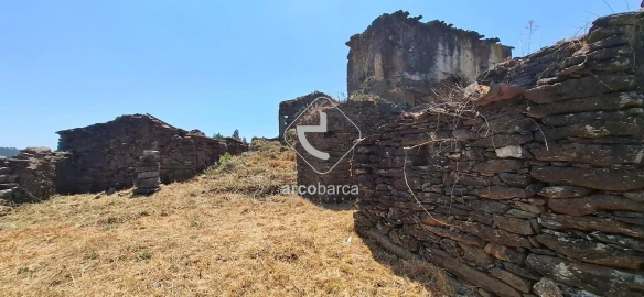Quinta T5 para Venda em Cabração e Moreira do Lima