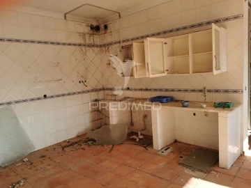 Terreno para Venda em São João Baptista e Santa Maria dos Olivais