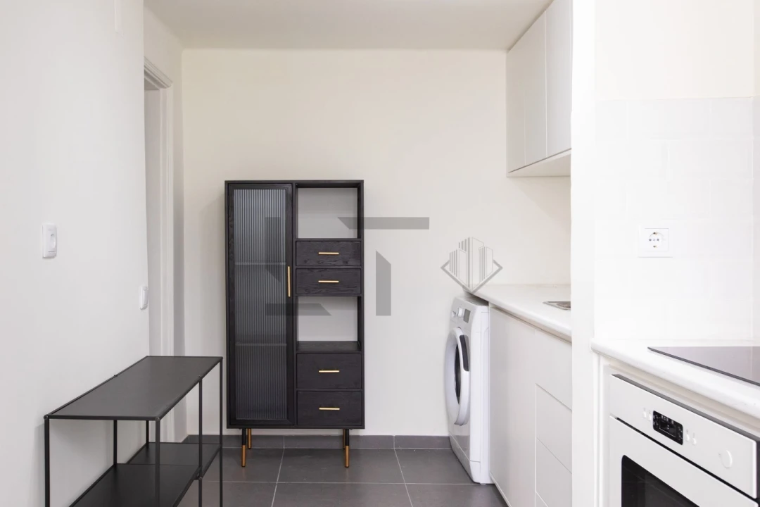 Apartamento T2 para Venda em Santa Maria Maior Foto 8