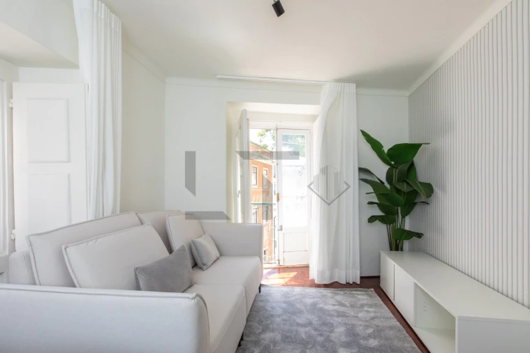 Apartamento T2 para Venda em Santa Maria Maior Foto 3