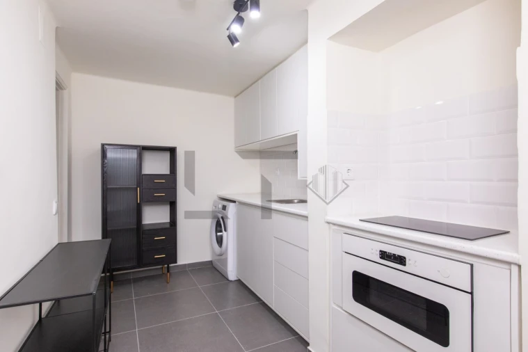 Apartamento T2 para Venda em Santa Maria Maior Foto 9