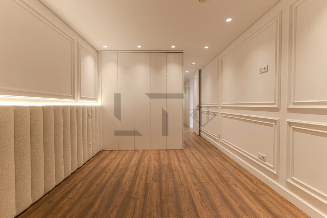 Apartamento T3 para Venda em Santo António Foto 16